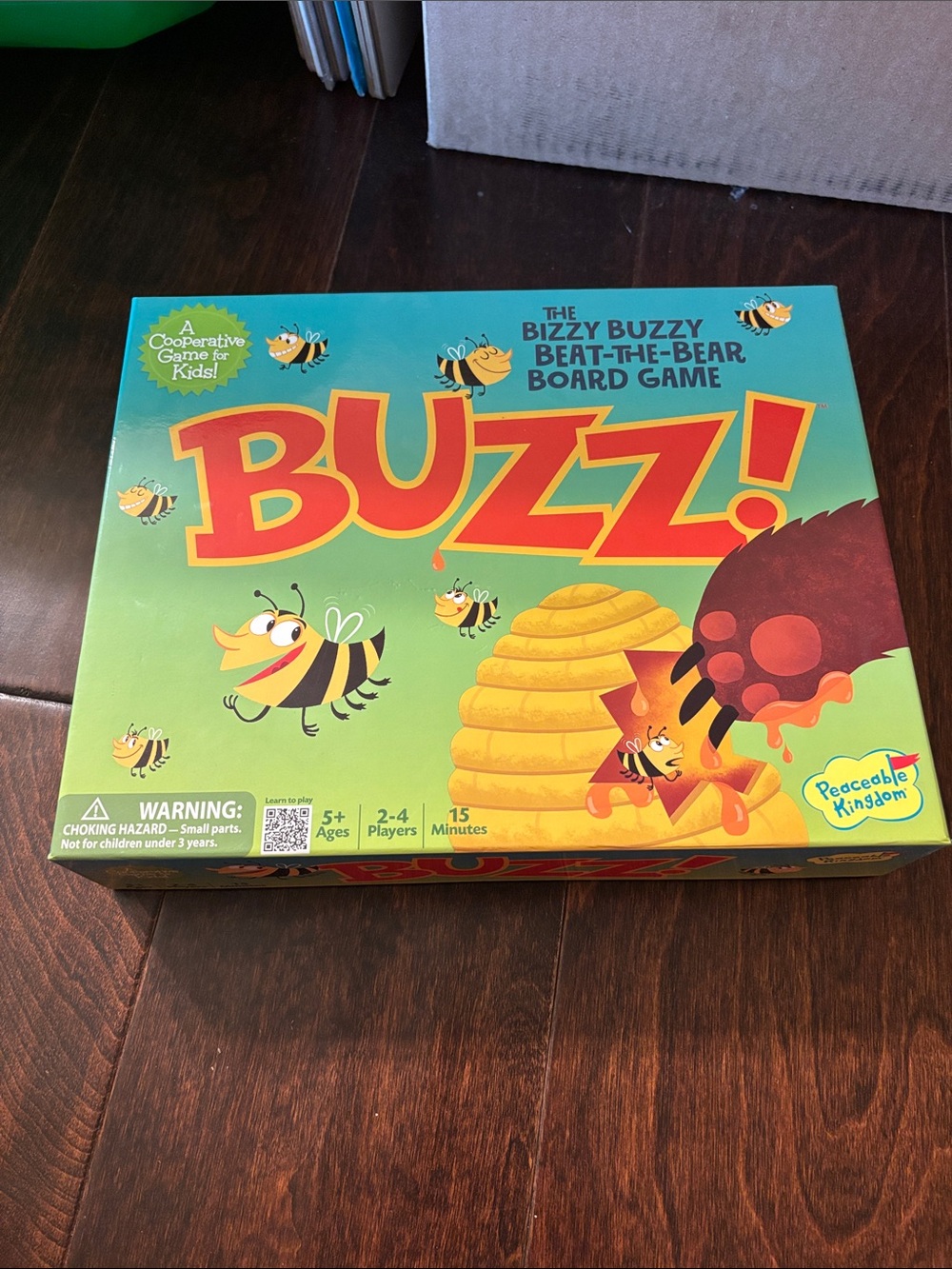 BUZZ! Family Board Game - Green